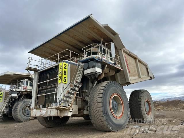Liebherr T282B 铰接式自卸车