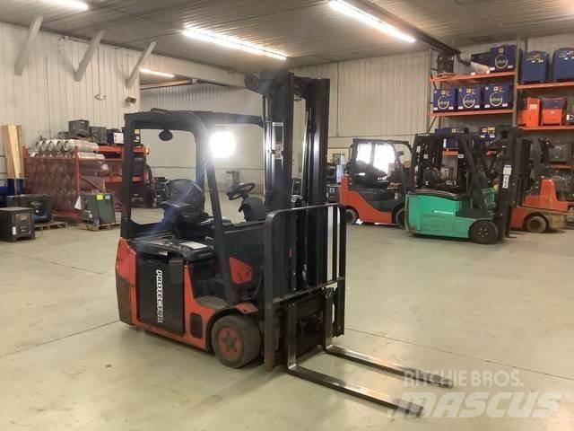 Linde E18 电动叉车