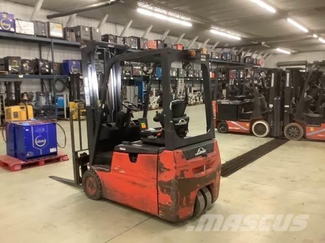 Linde E18 电动叉车