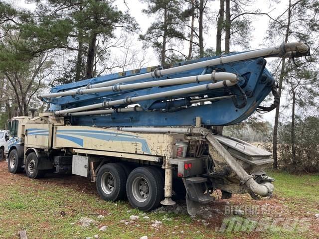 Mack 47M 混凝土输送泵|布料机