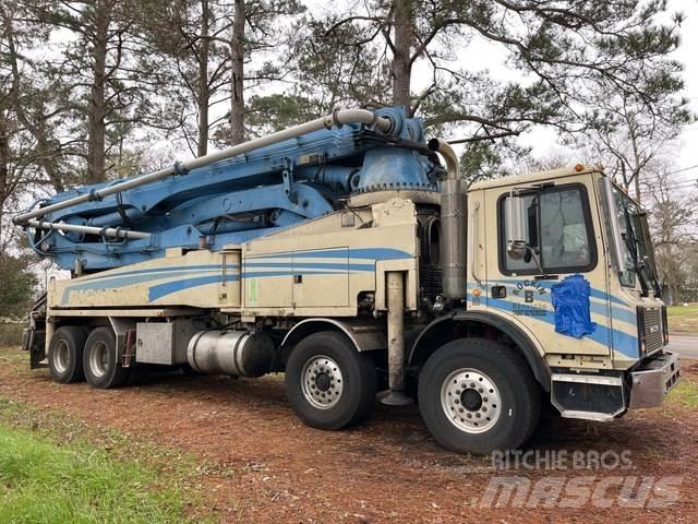 Mack 47M 混凝土输送泵|布料机