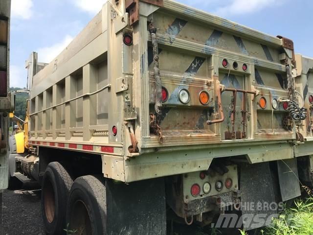 Mack 700 推雪机