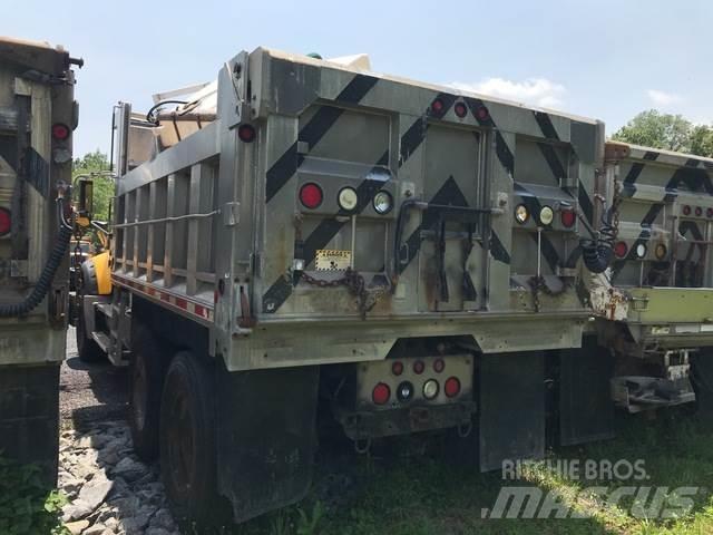 Mack 700 推雪机