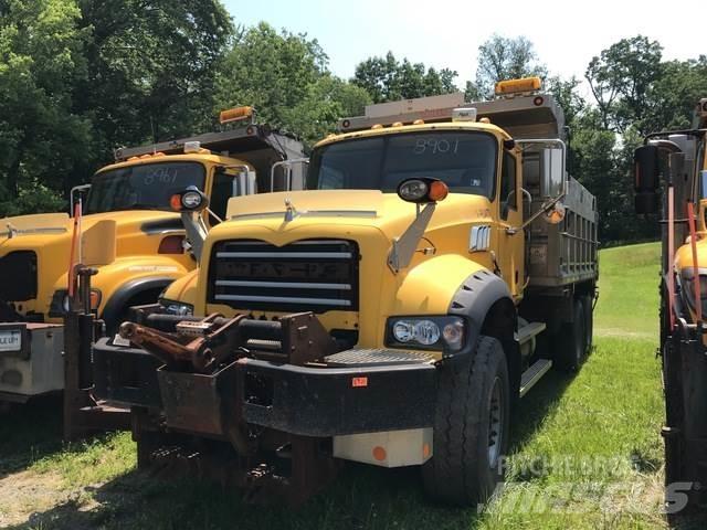 Mack 700 推雪机