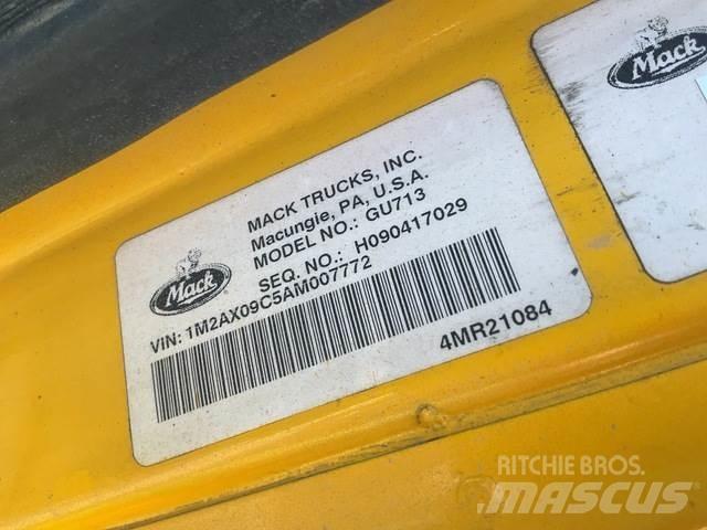 Mack 700 推雪机