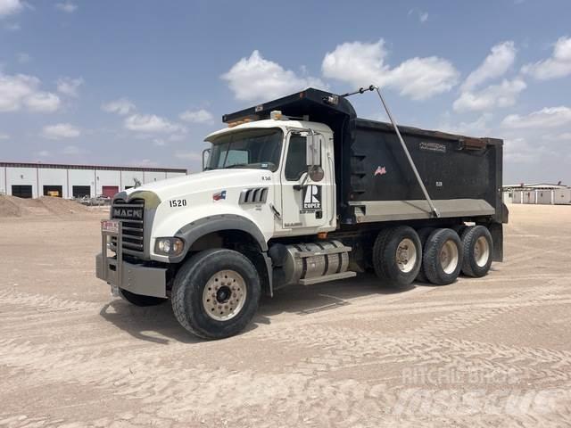 Mack CTP713 自卸式货车