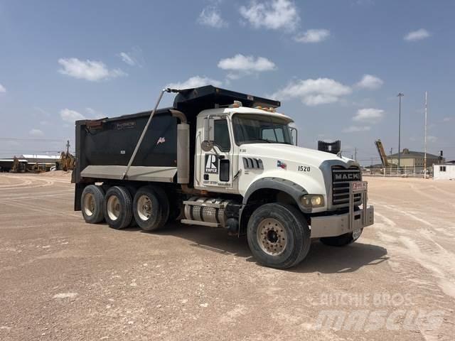 Mack CTP713 自卸式货车
