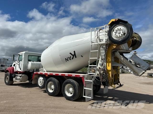 Mack CV513 其他货车