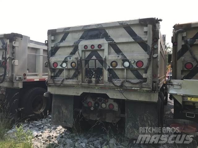 Mack CV700 推雪机