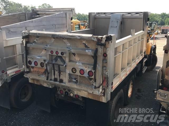 Mack CV700 推雪机