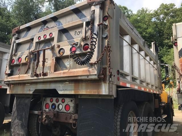 Mack CV700 推雪机