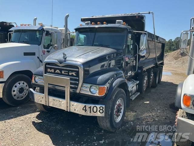 Mack CV713 自卸式货车