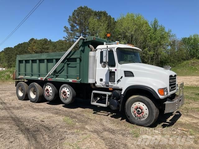 Mack CV713 自卸式货车