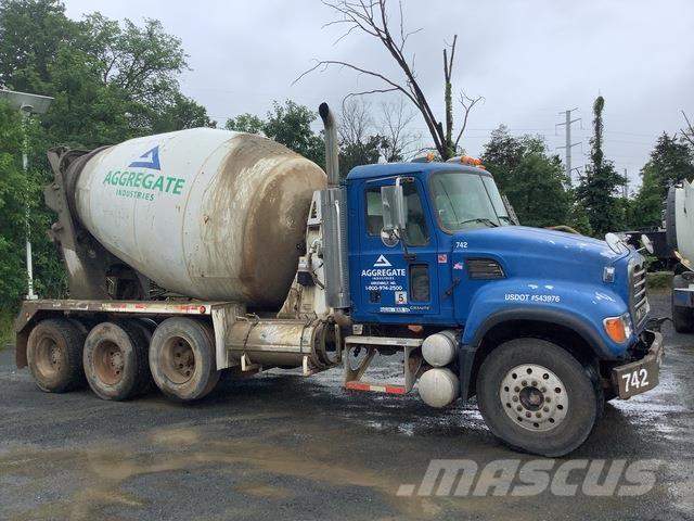 Mack CV713 其他货车