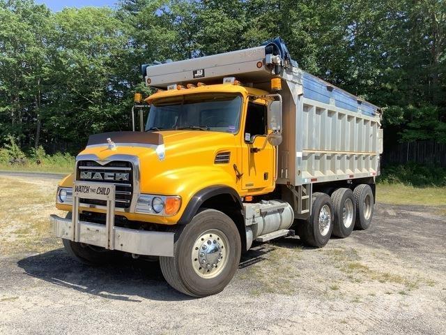 Mack CV713 自卸式货车