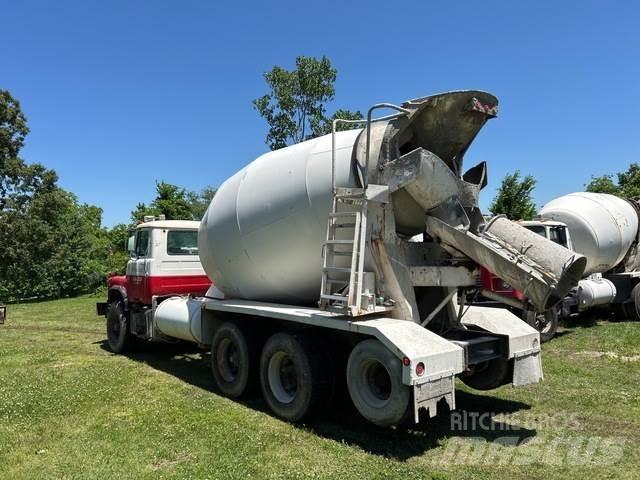 Mack DM600GK 其他货车