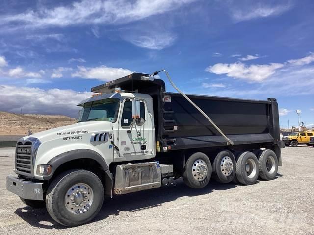 Mack GR104F 自卸式货车