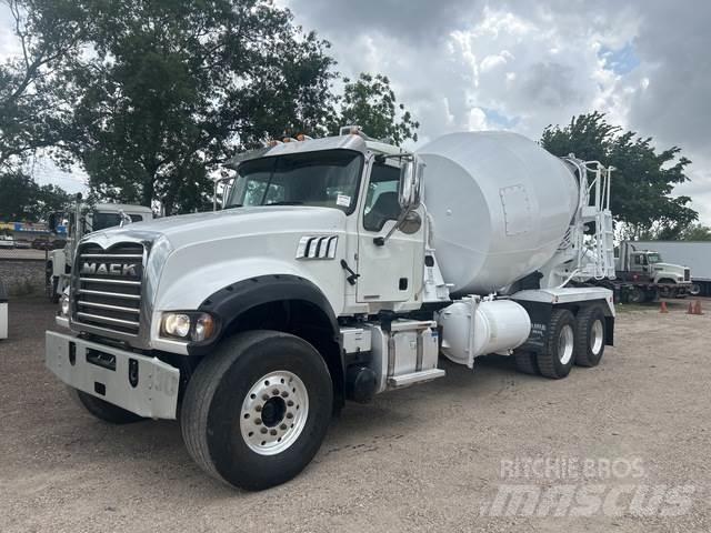 Mack GR64F 其他货车
