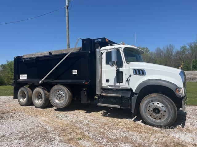 Mack GR84F 自卸式货车