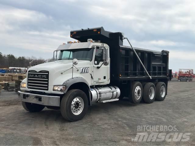 Mack GU713 自卸式货车