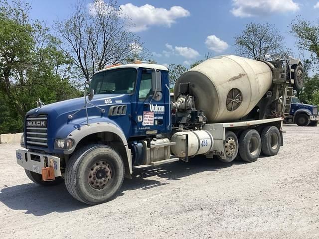 Mack GU713 其他货车