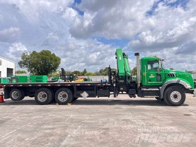 Mack GU813 其他货车