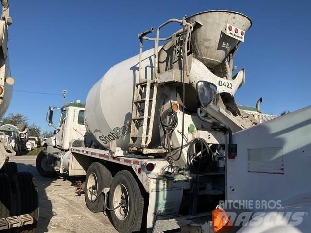 Mack GU813 其他货车