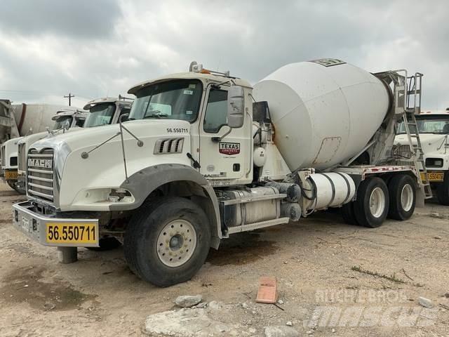 Mack GU813 其他货车