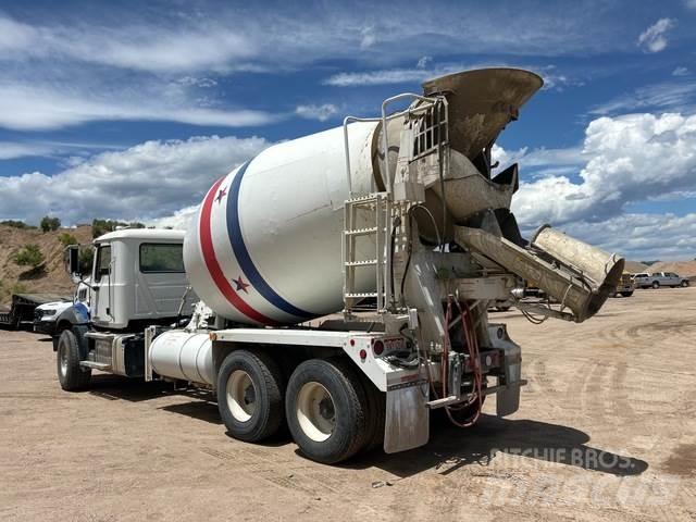 Mack GU813 其他货车