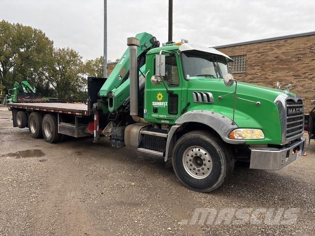 Mack GU813 其他货车