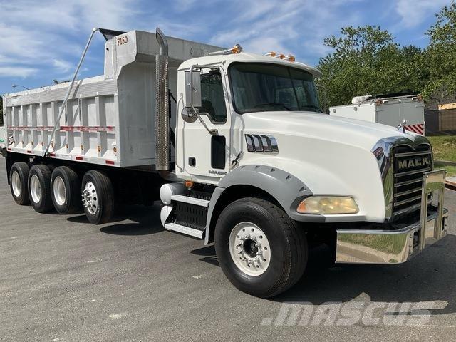 Mack GU813 自卸式货车