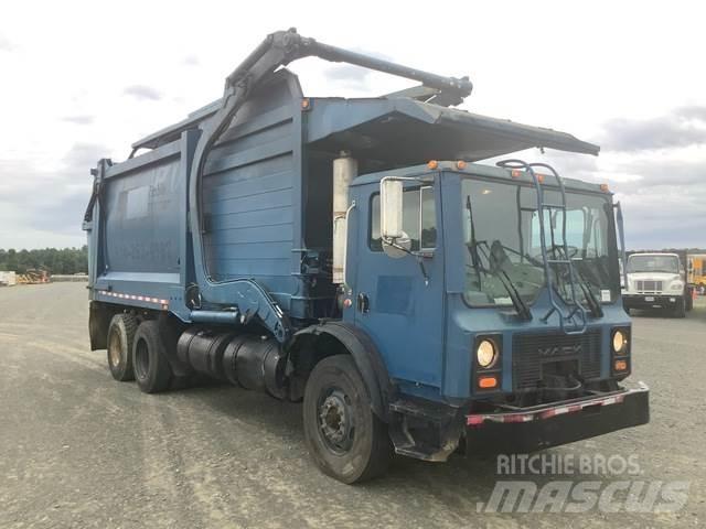 Mack MR688S 垃圾车