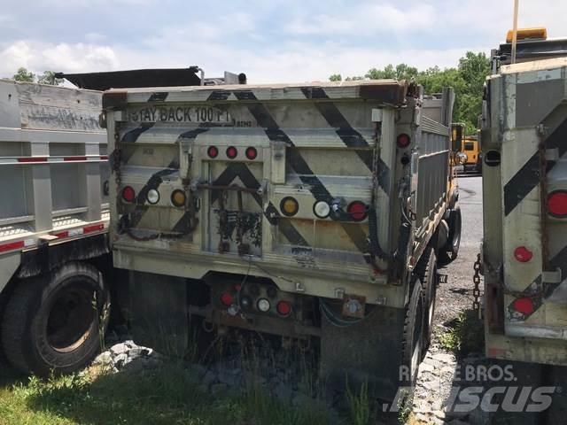 Mack RD600 推雪机