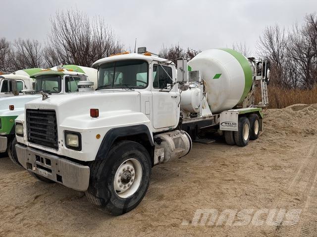 Mack RD690S 其他货车