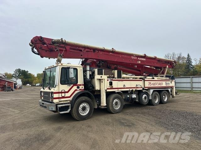 Mack S 45SX 混凝土输送泵|布料机
