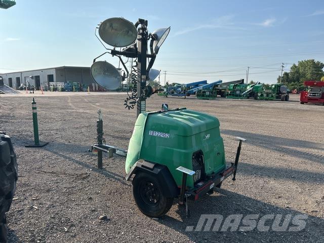 Magnum MLT6SK 拖车式灯塔