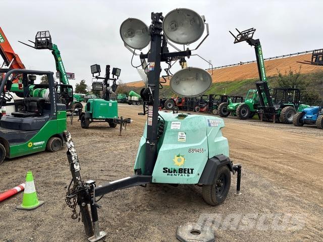 Magnum MLT6SK 拖车式灯塔