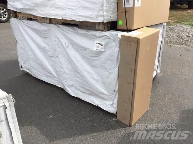 Mahindra  其他清扫车和扫雪车