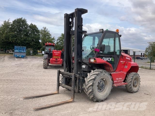 Manitou M30-4 越野叉车|叉装车