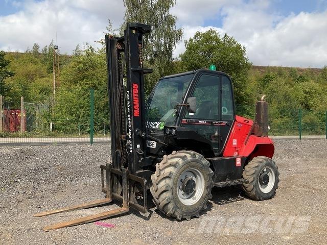Manitou M30-4 越野叉车|叉装车