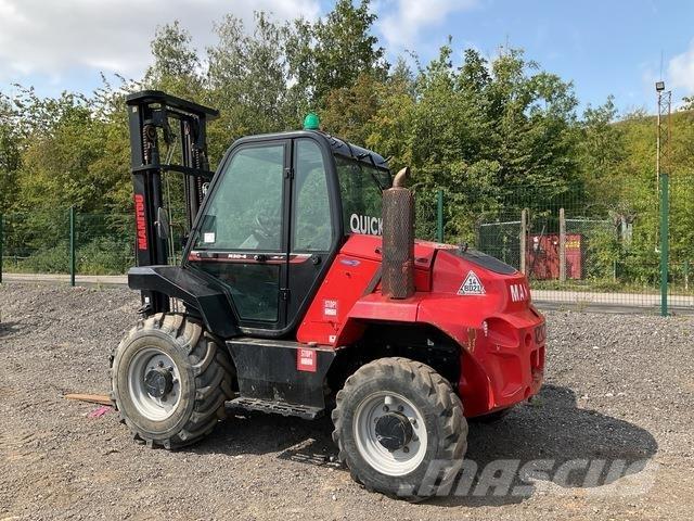 Manitou M30-4 越野叉车|叉装车