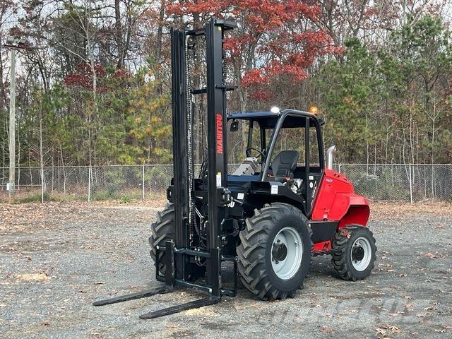 Manitou M30-4 越野叉车|叉装车