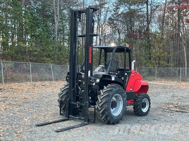 Manitou M30-4 越野叉车|叉装车