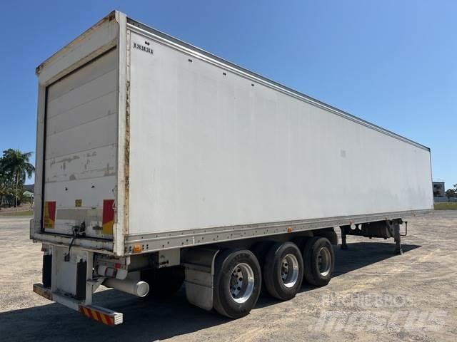 MaxiTrans  保温半挂车