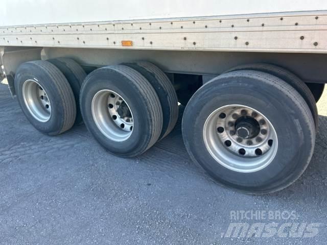 MaxiTrans  保温半挂车