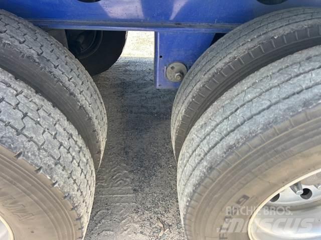 MaxiTrans  自卸半挂车