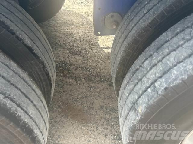 MaxiTrans  自卸半挂车