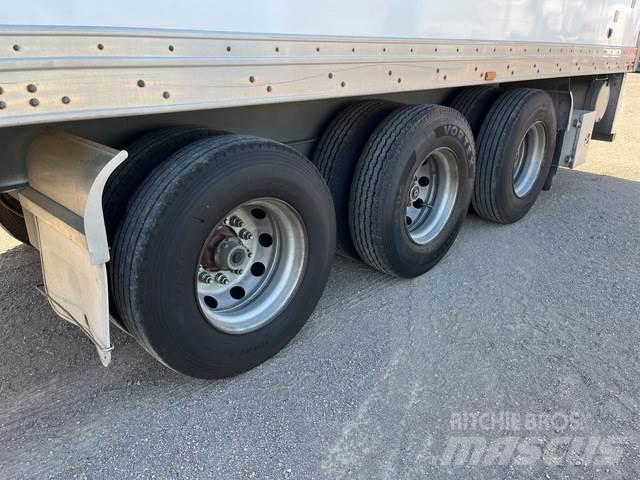 MaxiTrans  保温半挂车