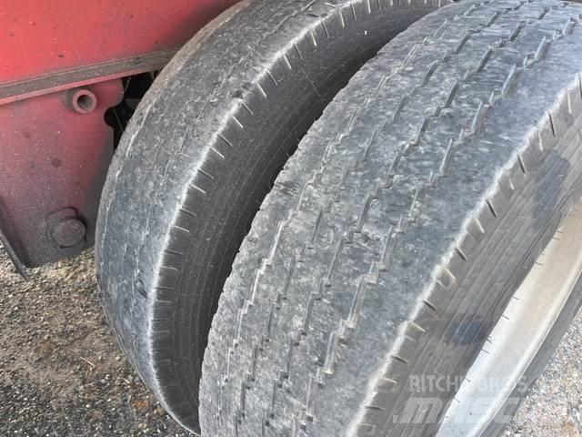 MaxiTrans  保温半挂车