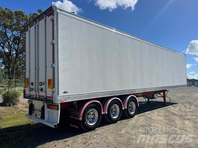MaxiTrans  保温半挂车